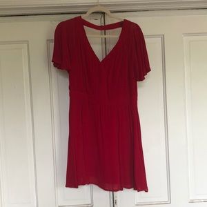 Red short sleeve dress